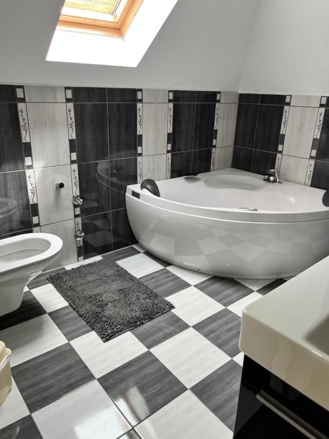 Cobras Plivsko Jezero, Jajce Villa Ngoại thất bức ảnh