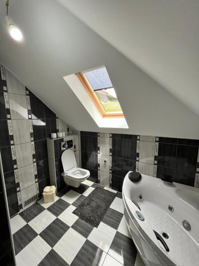 Cobras Plivsko Jezero, Jajce Villa Ngoại thất bức ảnh