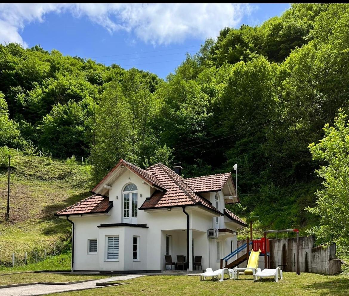 Cobras Plivsko Jezero, Jajce Villa Ngoại thất bức ảnh